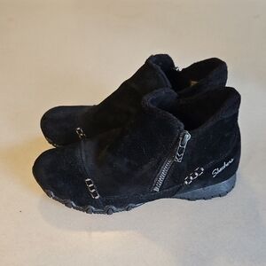 Skechers Wide Fit Ankle Boots